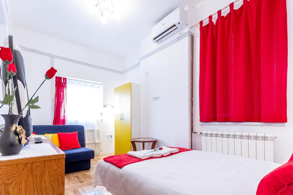 Studio Saint Sava Белград Стая снимка